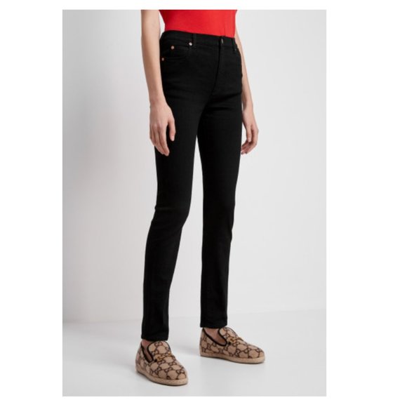 HOST PICK 🥳Gucci Skinny Jeans with Logo Patch in Black - Picture 2 of 6
